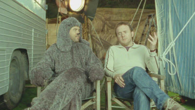 Wilfred Bites - Hollywood Dog