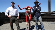 play [Mythbusters S6 Ep183 - Flying Guillotine]